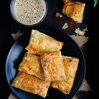 Chicken Curry Puff